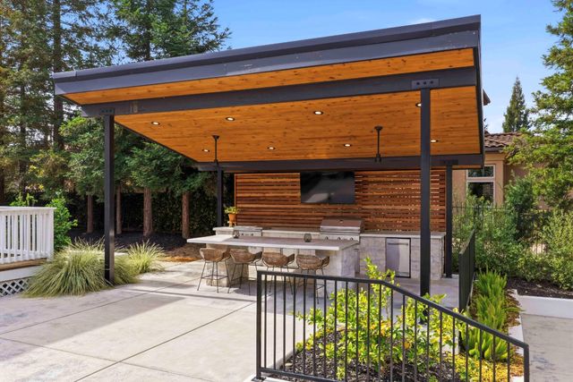 9660 Los Lagos Cir, Granite Bay, CA 95746