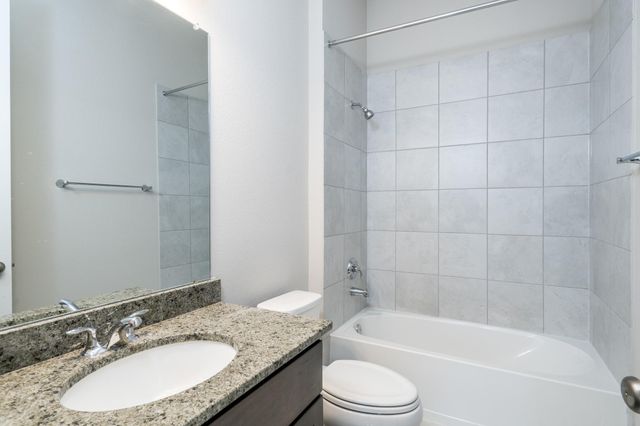 1723 Divino Pass, Conroe, TX 77304