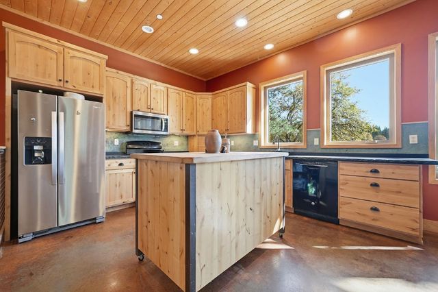 1011 McCarthy Reservoir Rd, Rail Road Flat, CA 95248