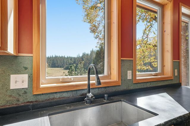 1011 McCarthy Reservoir Rd, Rail Road Flat, CA 95248