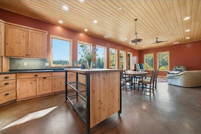 1011 McCarthy Reservoir Rd, Rail Road Flat, CA 95248