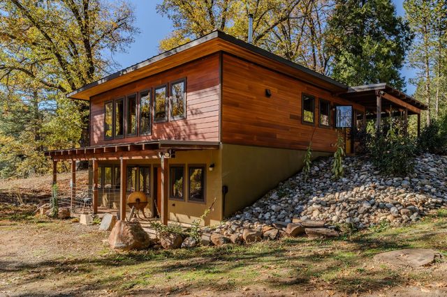 1011 McCarthy Reservoir Rd, Rail Road Flat, CA 95248