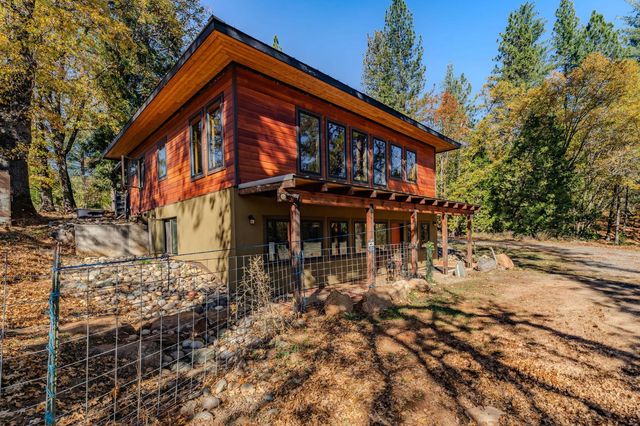 1011 McCarthy Reservoir Rd, Rail Road Flat, CA 95248
