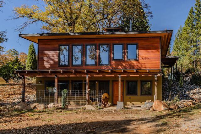 1011 McCarthy Reservoir Rd, Rail Road Flat, CA 95248