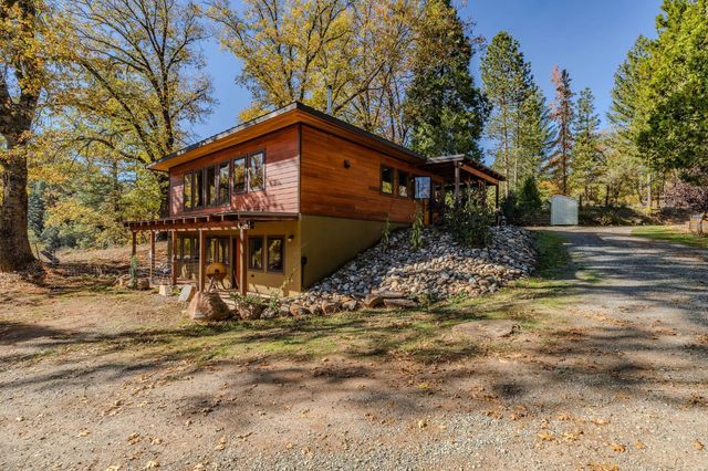 1011 McCarthy Reservoir Rd, Rail Road Flat, CA 95248