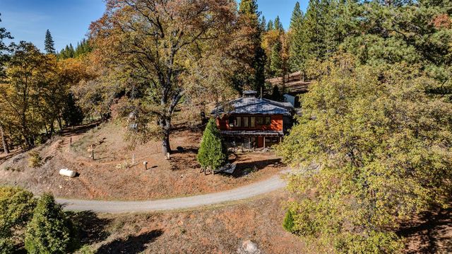 1011 McCarthy Reservoir Rd, Rail Road Flat, CA 95248