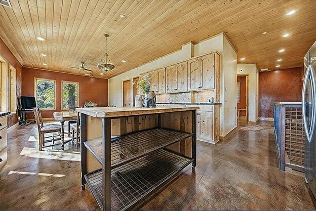 1011 McCarthy Reservoir Rd, Rail Road Flat, CA 95248