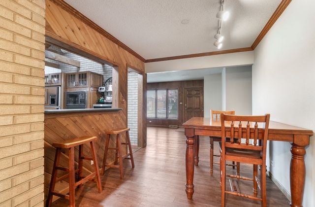 6554 W 92nd Street, Oak Lawn, IL 60453
