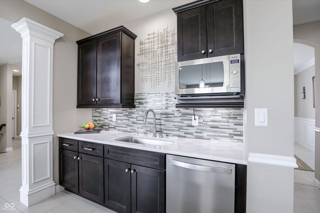 11579 Townsend Court, Fishers, IN 46037