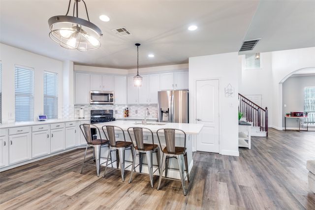 1521 Cotton Gin Drive, Savannah, TX 76227