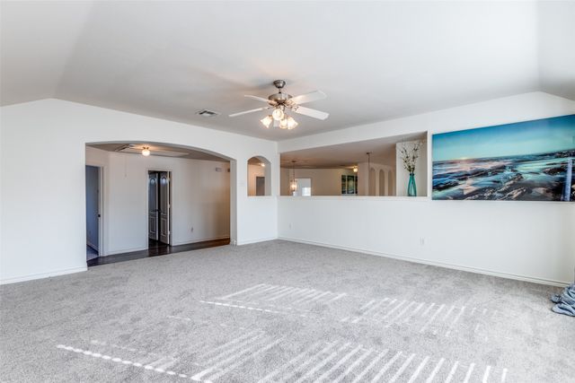 1521 Cotton Gin Drive, Savannah, TX 76227