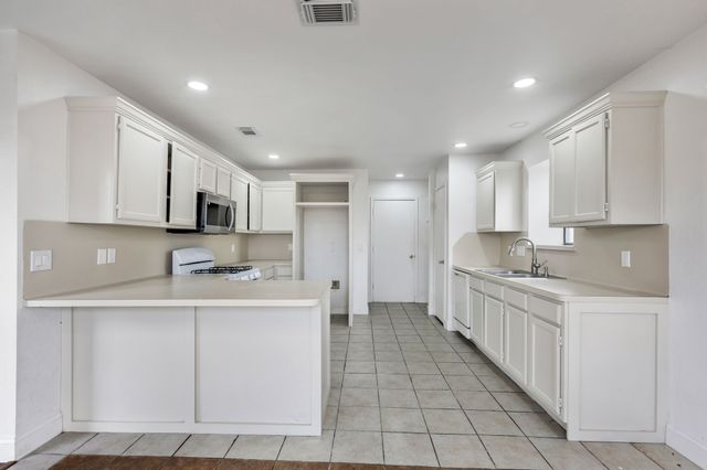 8309 Liberty Lane, Rowlett, TX 75089