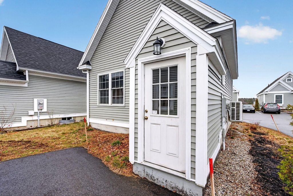 994 Portland Road 16, Saco, ME 04072 — photo 4