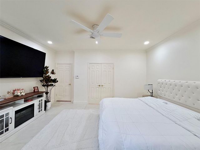 16002 Garden Hill Lane, Houston, TX 77095