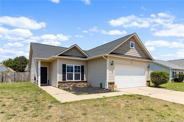 695 Broad Drive, Raeford, NC 28376