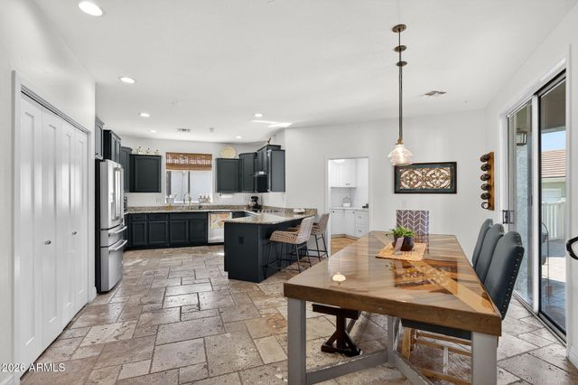 2860 E CAMELLIA Drive, Gilbert, AZ 85296