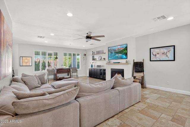 2860 E CAMELLIA Drive, Gilbert, AZ 85296