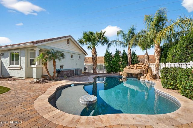 2860 E CAMELLIA Drive, Gilbert, AZ 85296