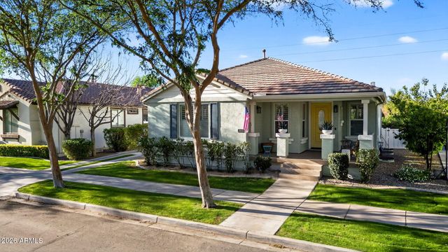 2860 E CAMELLIA Drive, Gilbert, AZ 85296