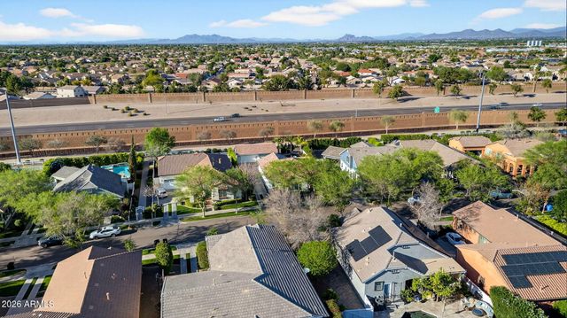 2860 E CAMELLIA Drive, Gilbert, AZ 85296