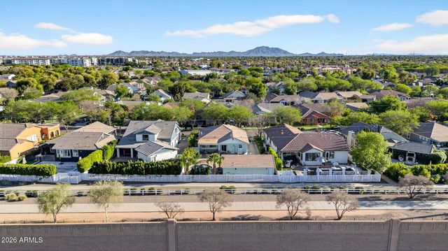 2860 E CAMELLIA Drive, Gilbert, AZ 85296