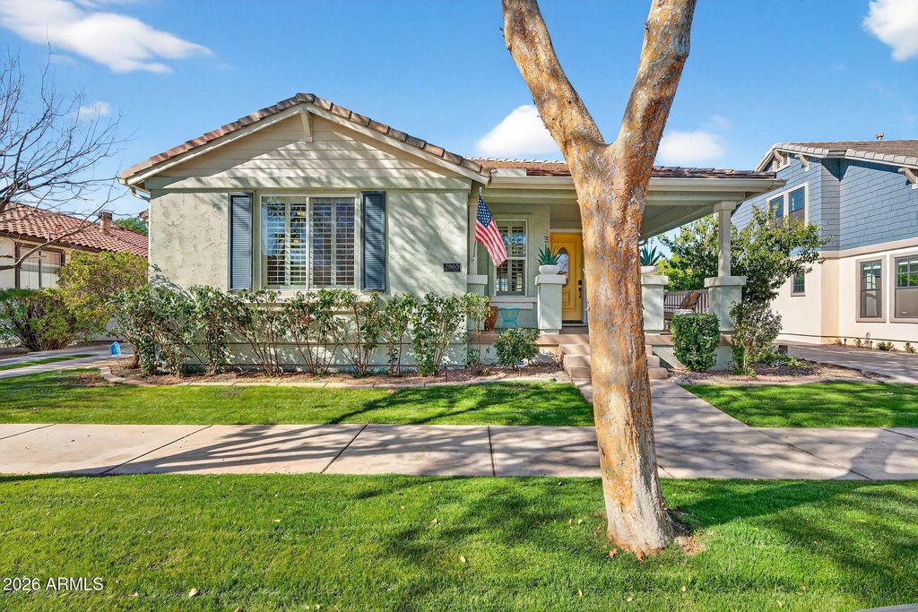 2860 E CAMELLIA Drive, Gilbert, AZ 85296