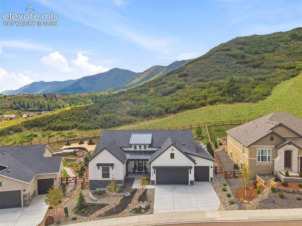 5366 Mesa Top Drive, Monument, CO 80132 — exterior