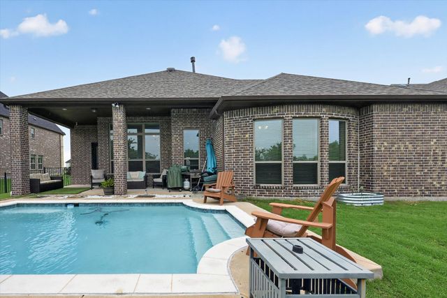 1129 Stonebridge Pass, Gunter, TX 75058