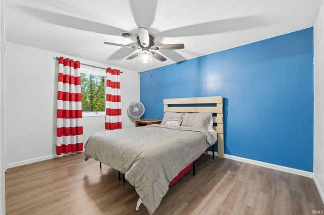 5828 Spring Oak Court, Fort Wayne, IN 46845