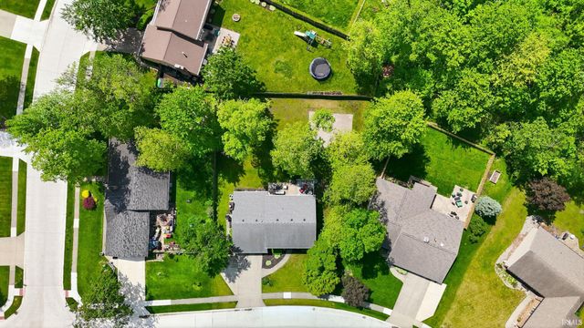 5828 Spring Oak Court, Fort Wayne, IN 46845