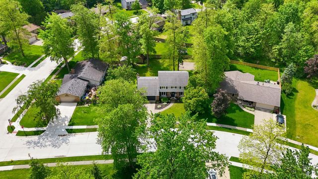 5828 Spring Oak Court, Fort Wayne, IN 46845