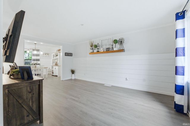 5828 Spring Oak Court, Fort Wayne, IN 46845