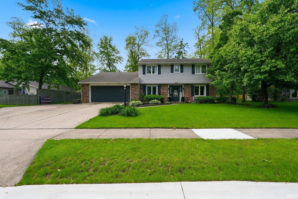 5828 Spring Oak Court, Fort Wayne, IN 46845