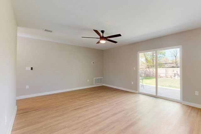 408 Blueberry HL, Austin, TX 78745