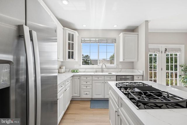 14357 FALLSMERE CIR, Gainesville, VA 20155