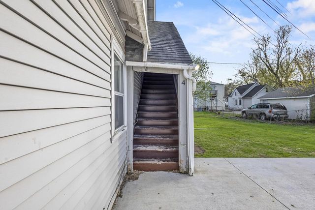 434 S JACKSON STREET, Green Bay, WI 54301