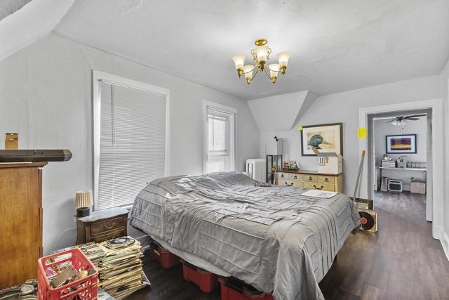 434 S JACKSON STREET, Green Bay, WI 54301