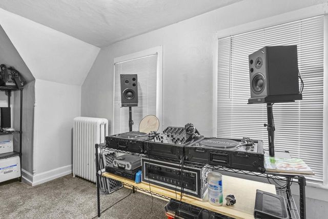434 S JACKSON STREET, Green Bay, WI 54301