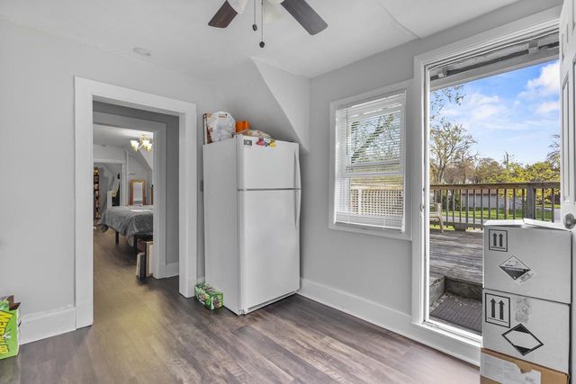 434 S JACKSON STREET, Green Bay, WI 54301