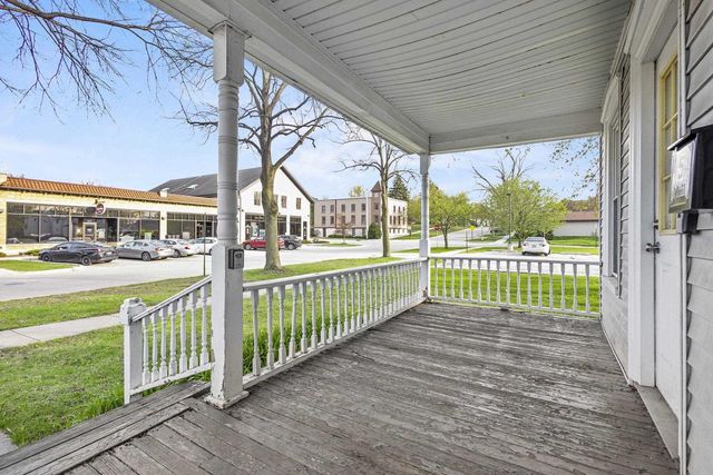 434 S JACKSON STREET, Green Bay, WI 54301