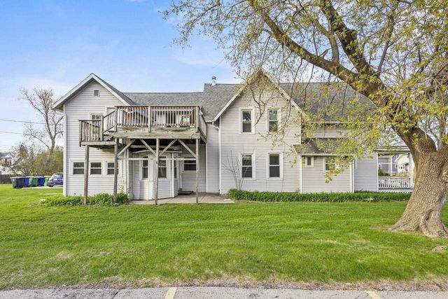 434 S JACKSON STREET, Green Bay, WI 54301