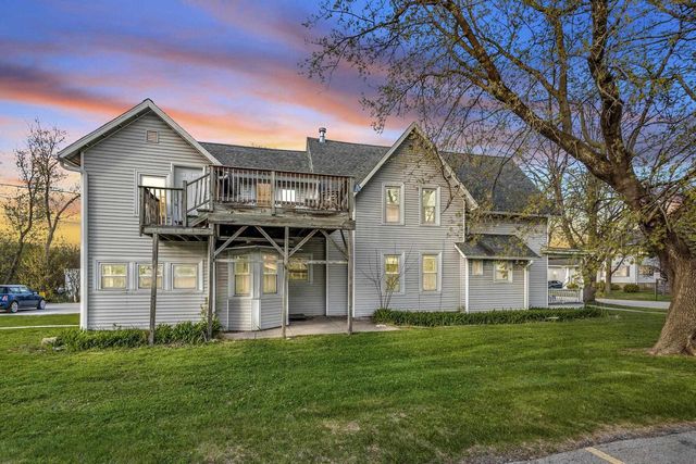 434 S JACKSON STREET, Green Bay, WI 54301