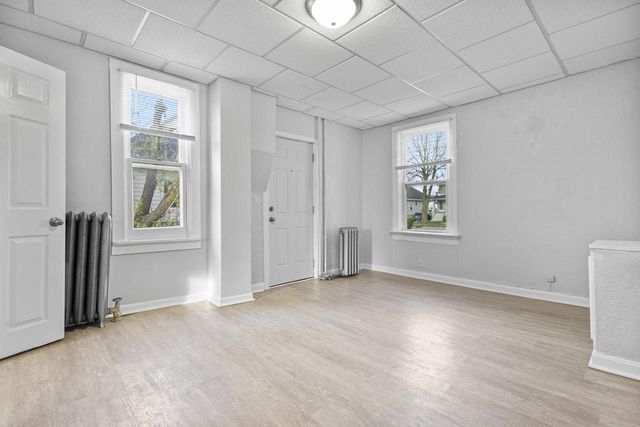 434 S JACKSON STREET, Green Bay, WI 54301