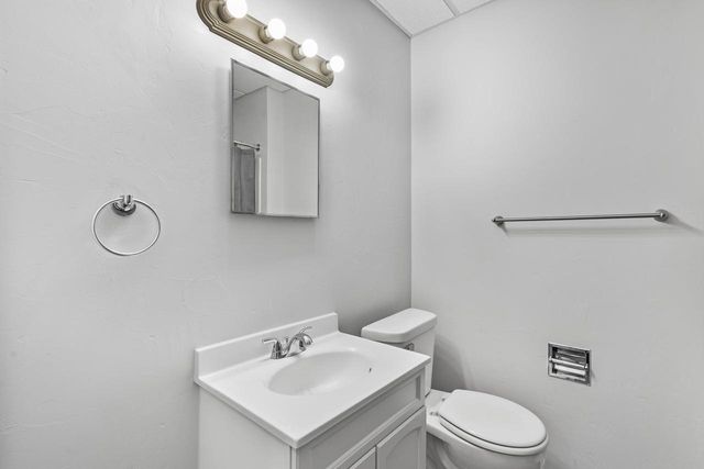 434 S JACKSON STREET, Green Bay, WI 54301