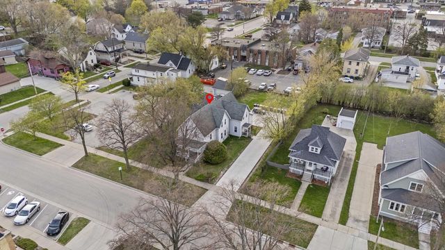 434 S JACKSON STREET, Green Bay, WI 54301