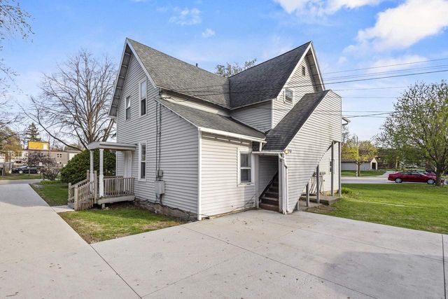 434 S JACKSON STREET, Green Bay, WI 54301