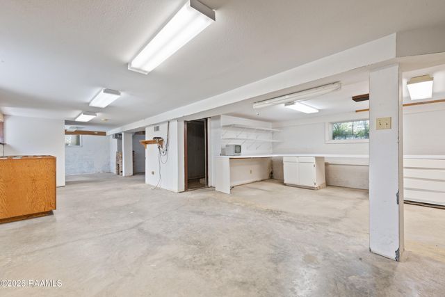 4300 W Old Spanish Trail, New Iberia, LA 70560