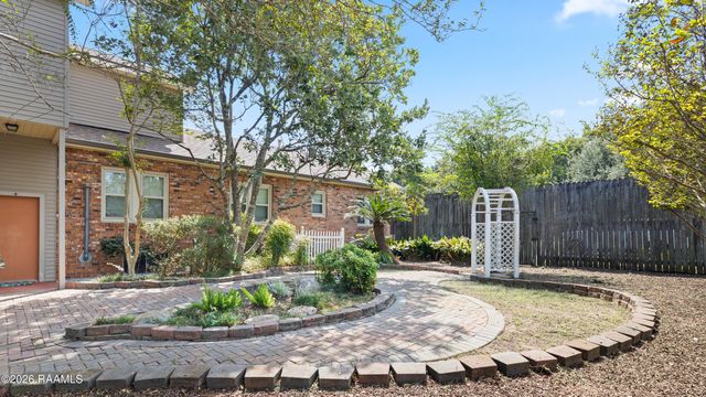 4300 W Old Spanish Trail, New Iberia, LA 70560