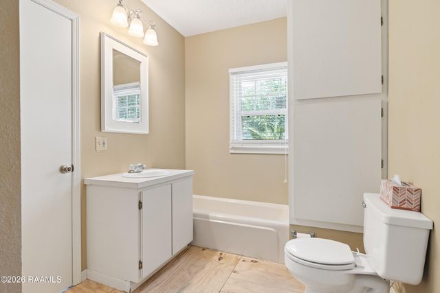 4300 W Old Spanish Trail, New Iberia, LA 70560