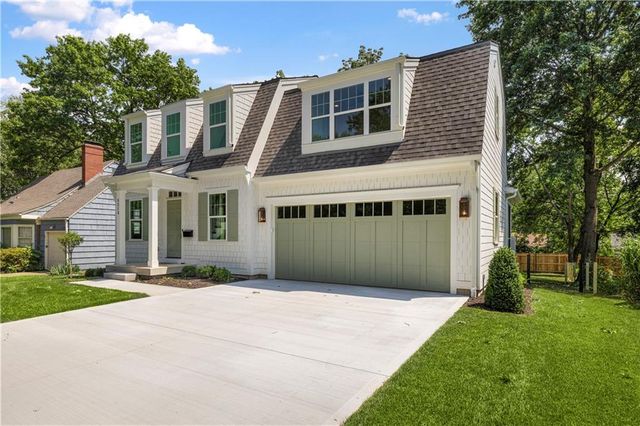 5213 W 70th Terrace, Prairie Village, KS 66208